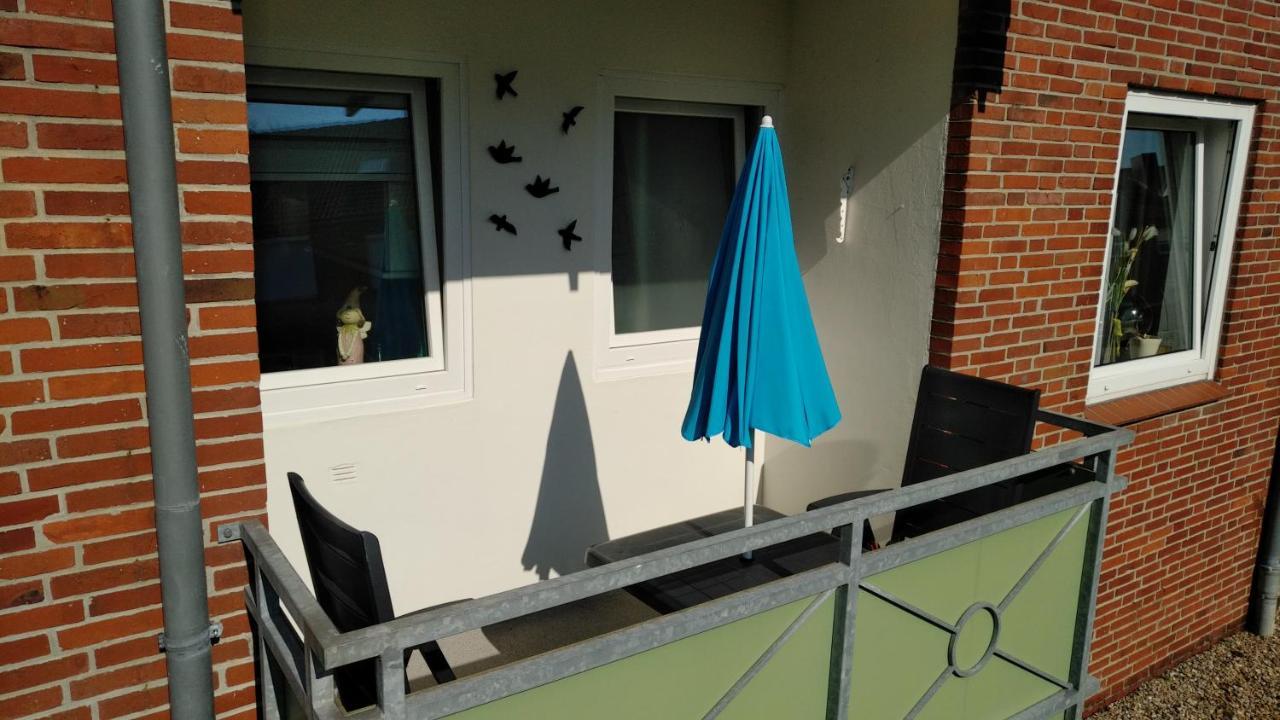 Haus Tertius - Strand- und hafennahe ruhige Ferienwohnung Büsum Exterior foto