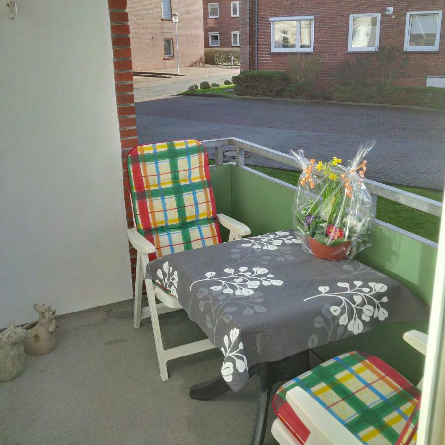 Haus Tertius - Strand- und hafennahe ruhige Ferienwohnung Büsum Exterior foto